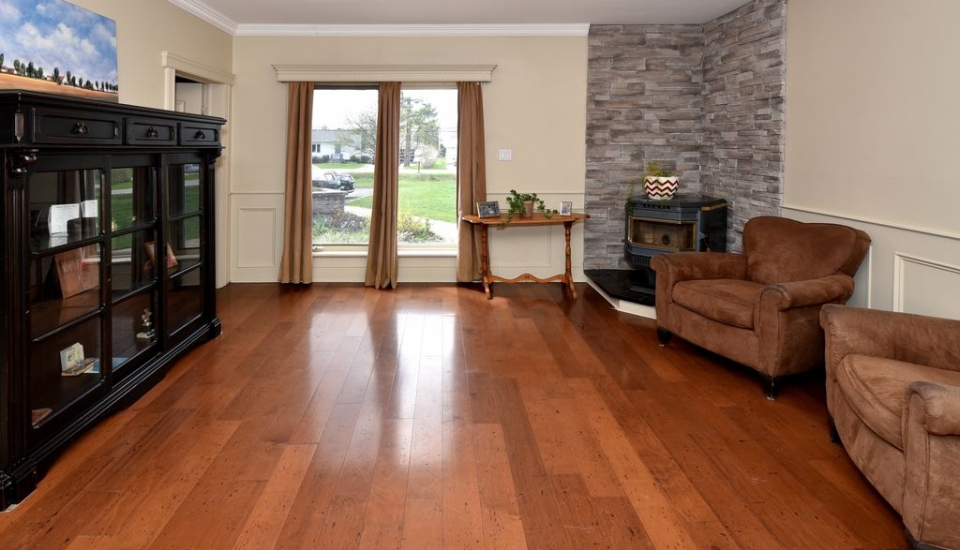 Lori Ingram Real Estate 204 Campbell Drive Arnprior