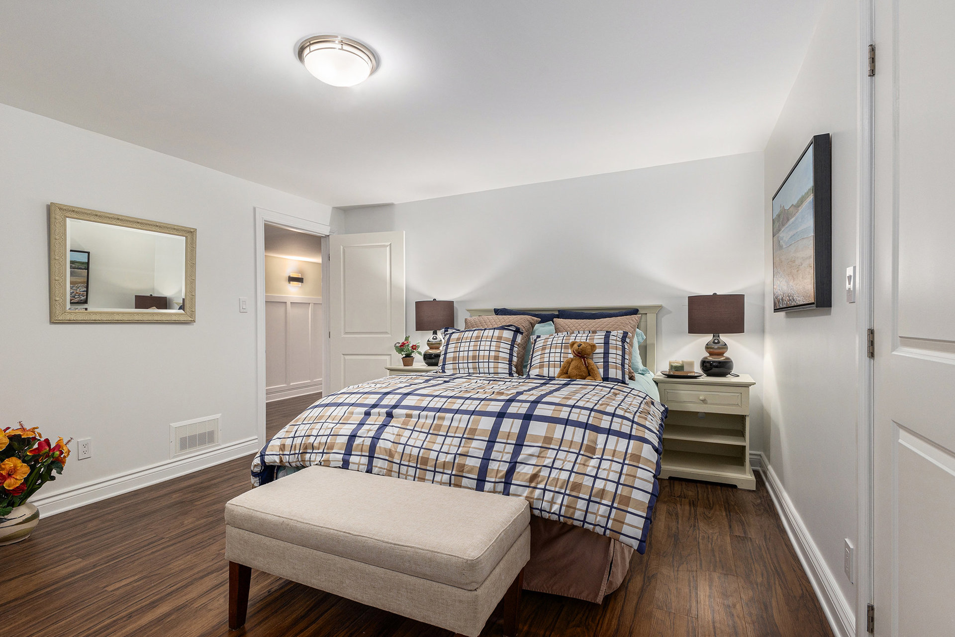 027_128_mclachlin_street-19_200