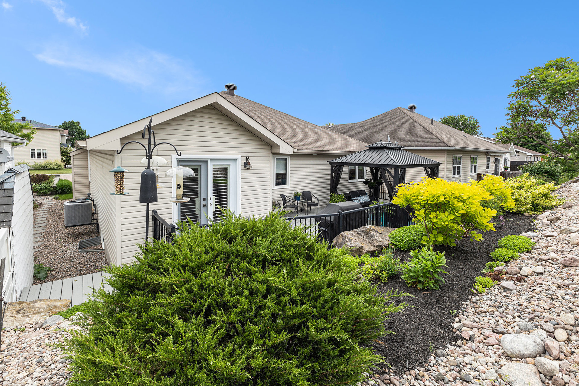 044_128_mclachlin_street-8_456