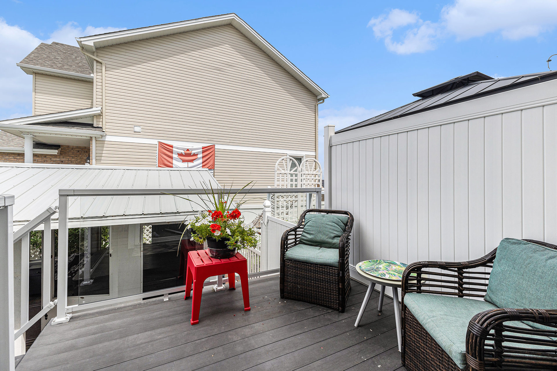 027_152_desmond_tru_23_448